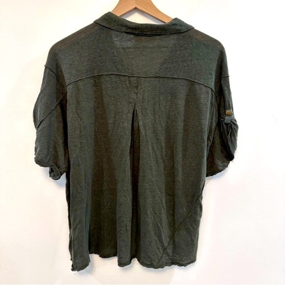 WE THE FREE collared short sleeve t-shirt - Picture 3 of 4